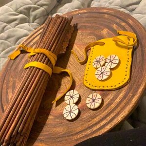 Native American Mikmaq waltes game with instructions